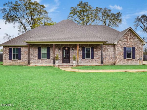 555 Longwood Drive , Opelousas, LA 70570