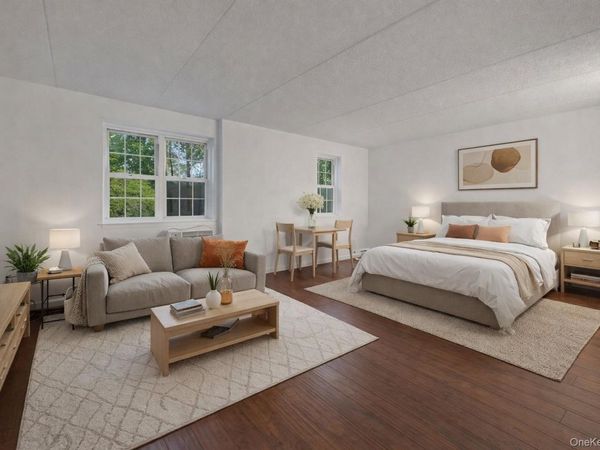 4 Consulate Drive , Tuckahoe, NY 10707