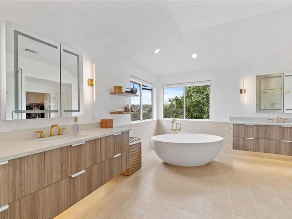 9568 Indigo Brush DR, Austin, TX 78726