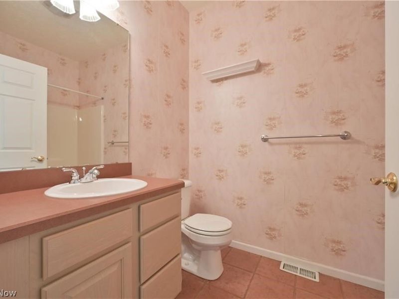 1908 Pembrooke Lane, Avon, OH 44011 Photo 21