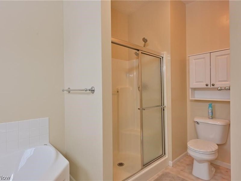 1908 Pembrooke Lane, Avon, OH 44011 Photo 24