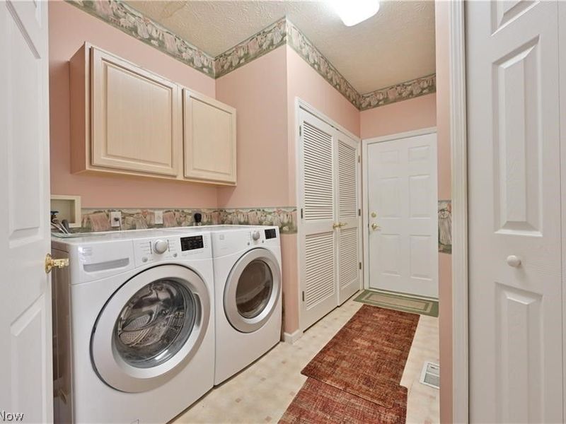 1908 Pembrooke Lane, Avon, OH 44011 Photo 27