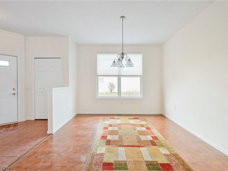 1908 Pembrooke Lane, Avon, OH 44011 Photo 4