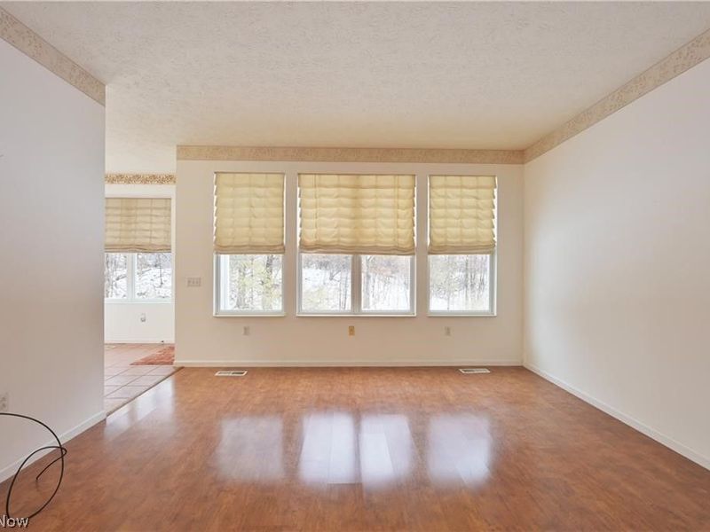 1908 Pembrooke Lane, Avon, OH 44011 Photo 7