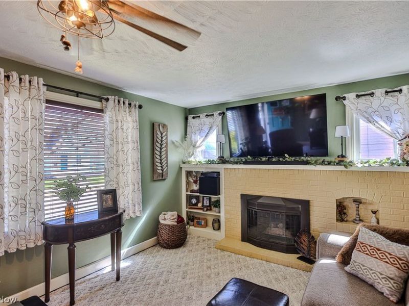 319 Superior Street, Louisville, OH 44641 Photo 13