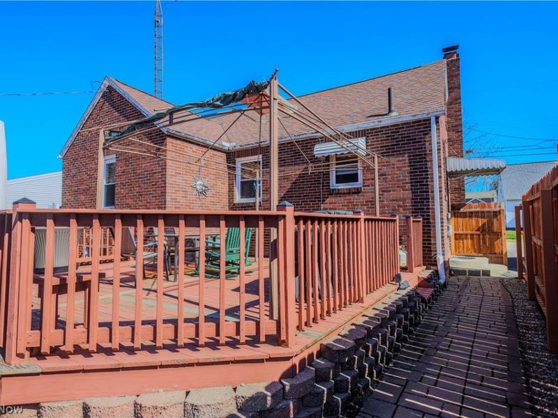 319 Superior Street, Louisville, OH 44641 Photo 3