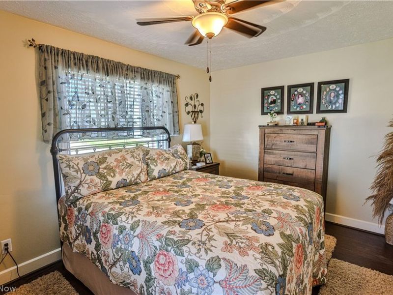 319 Superior Street, Louisville, OH 44641 Photo 30