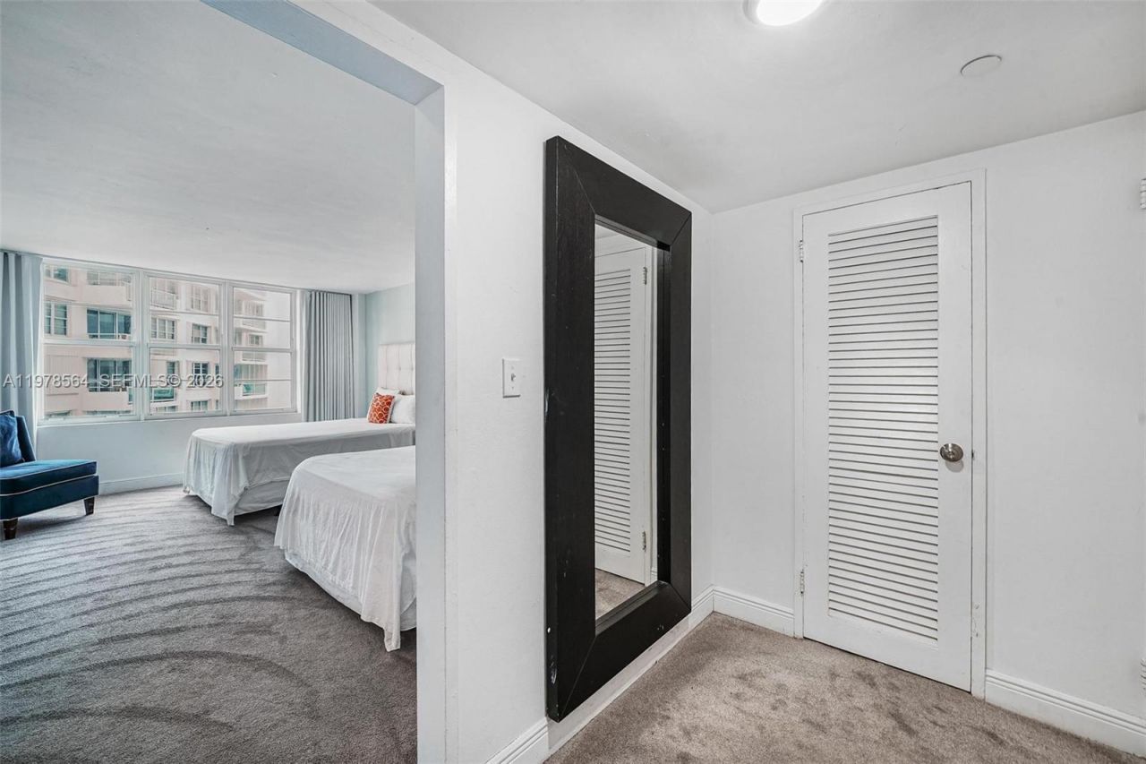 5101 Collins Ave, Unit 11B, Miami Beach, FL 33140 Photo