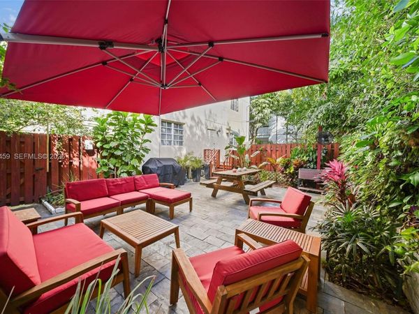 832 15th St , Unit 4, Miami Beach, FL 33139