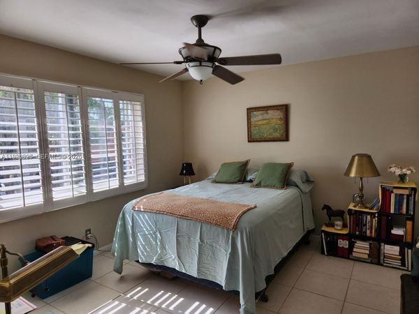 9 NE 19th Ct, Unit 208C, Wilton Manors, FL 33305