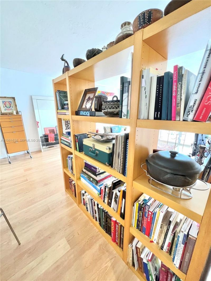 10350 W Bay Harbor Dr, Unit 7N, Bay Harbor Islands, FL 33154 Photo