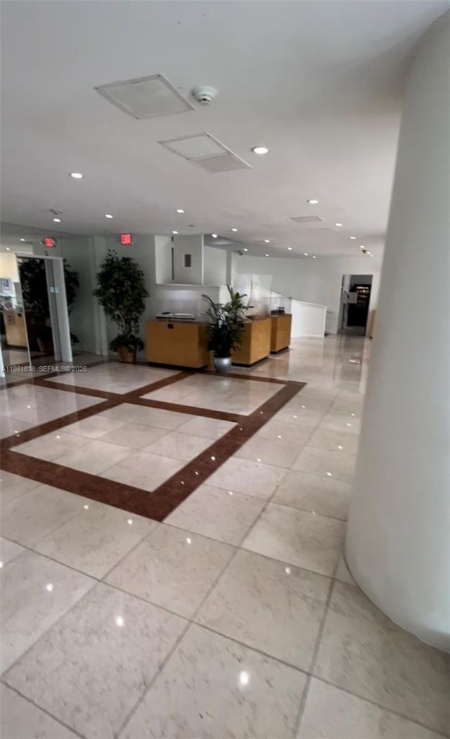 10350 W Bay Harbor Dr, Unit 7N, Bay Harbor Islands, FL 33154 Photo