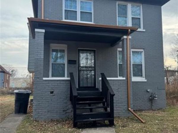 556 Leicester Court, Detroit, MI 48202