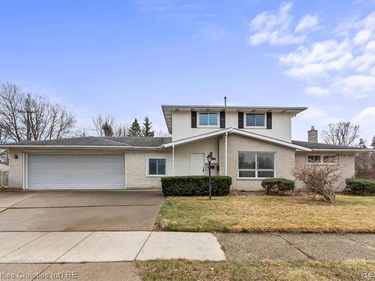 33355 Slocum Drive , Farmington, MI 48336