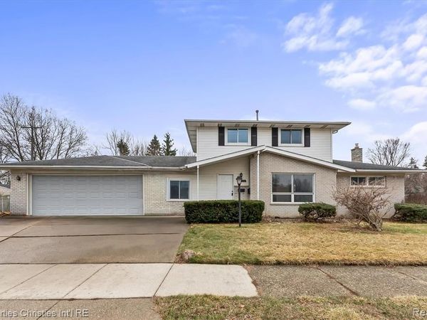 33355 Slocum Drive, Farmington, MI 48336