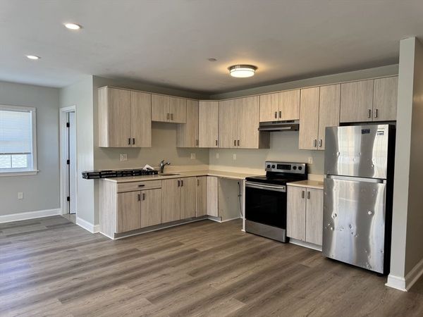 41 Oldfields Road, Unit 6, Boston, MA 02122