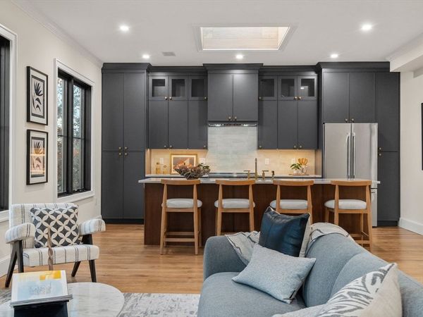 34 Vinton Street, Unit PH4, Boston, MA 02127