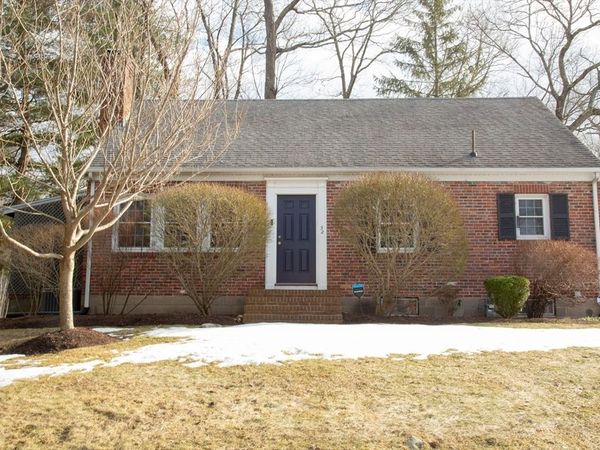 32 Cole Ter, Randolph, MA 02368
