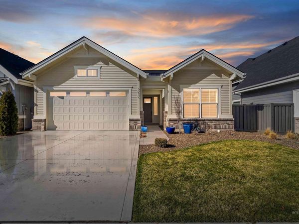 5079 S Palation Ln, Meridian, ID 83642