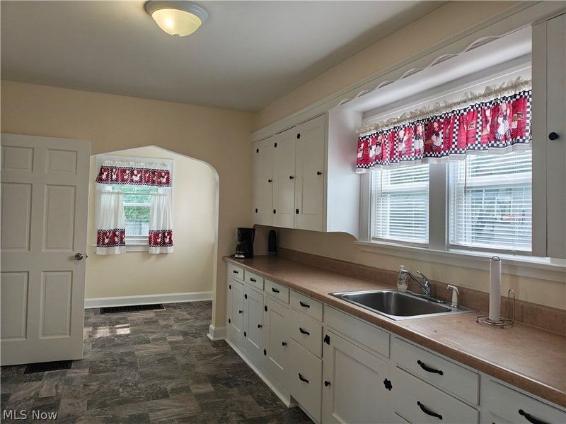 914 W 50th Street, Ashtabula, OH 44004 Photo 19