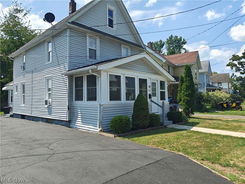914 W 50th Street, Ashtabula, OH 44004 Photo 2