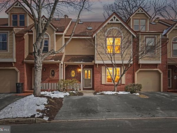 46 MAIN STREET , WAYNE, PA 19087