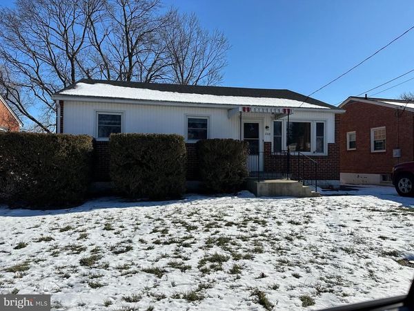 228 FOX DRIVE , WINCHESTER, VA 22601