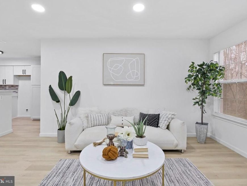 18512 Boysenberry Drive, Unit 126, Gaithersburg, MD 20879 Main Photo