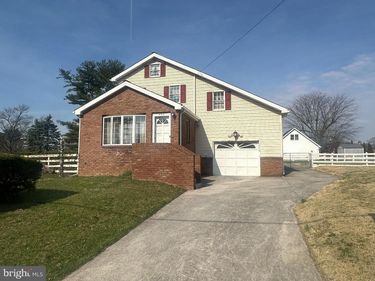226 MOUL AVENUE, HANOVER, PA 17331