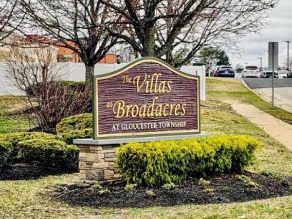 1202 EMERSON COURT, CLEMENTON, NJ 08021