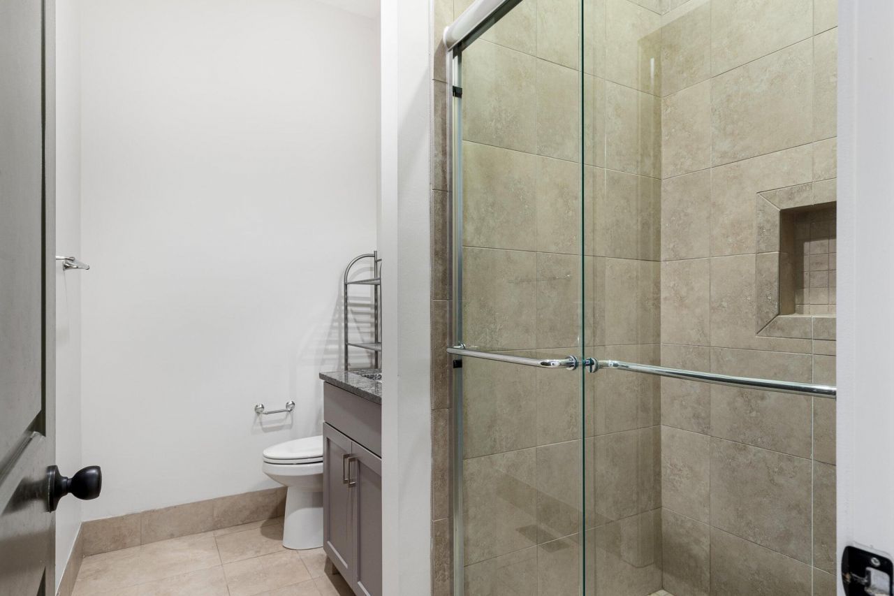 247 Rutledge Avenue Photo 14