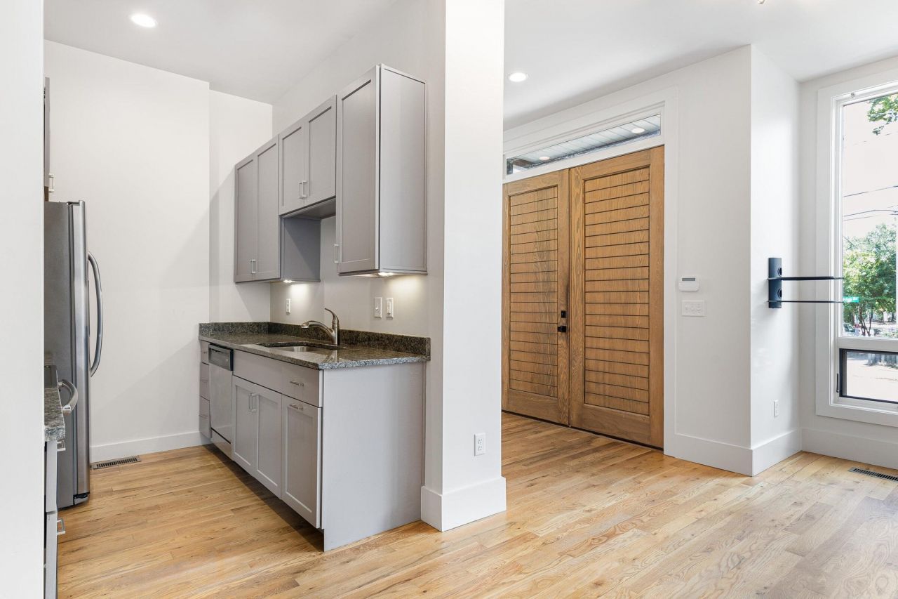 247 Rutledge Avenue Photo 7