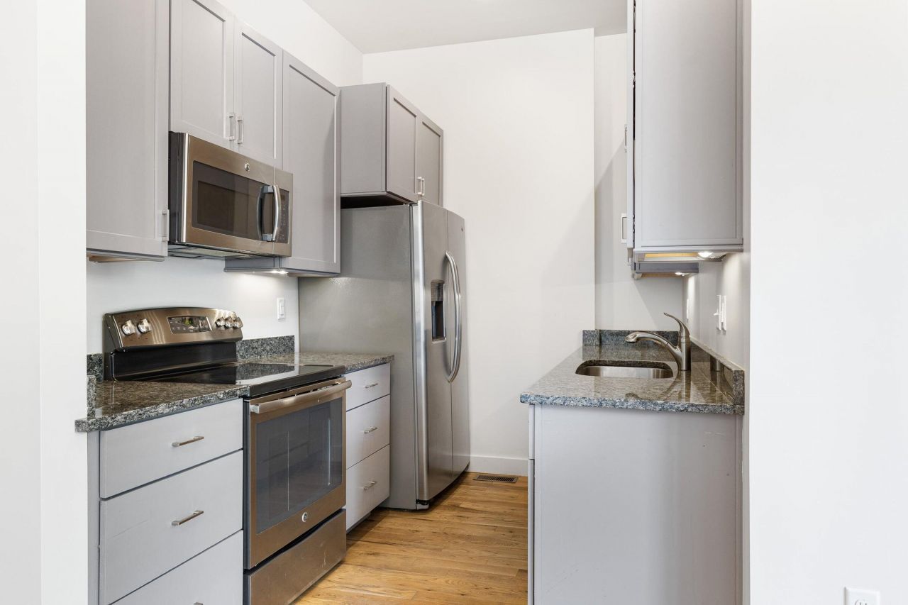 247 Rutledge Avenue Photo 8