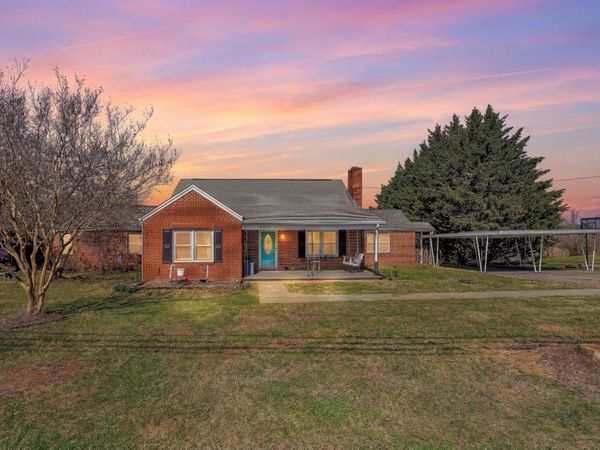 6831 Booker T Washington Hwy , Wirtz, VA 24184