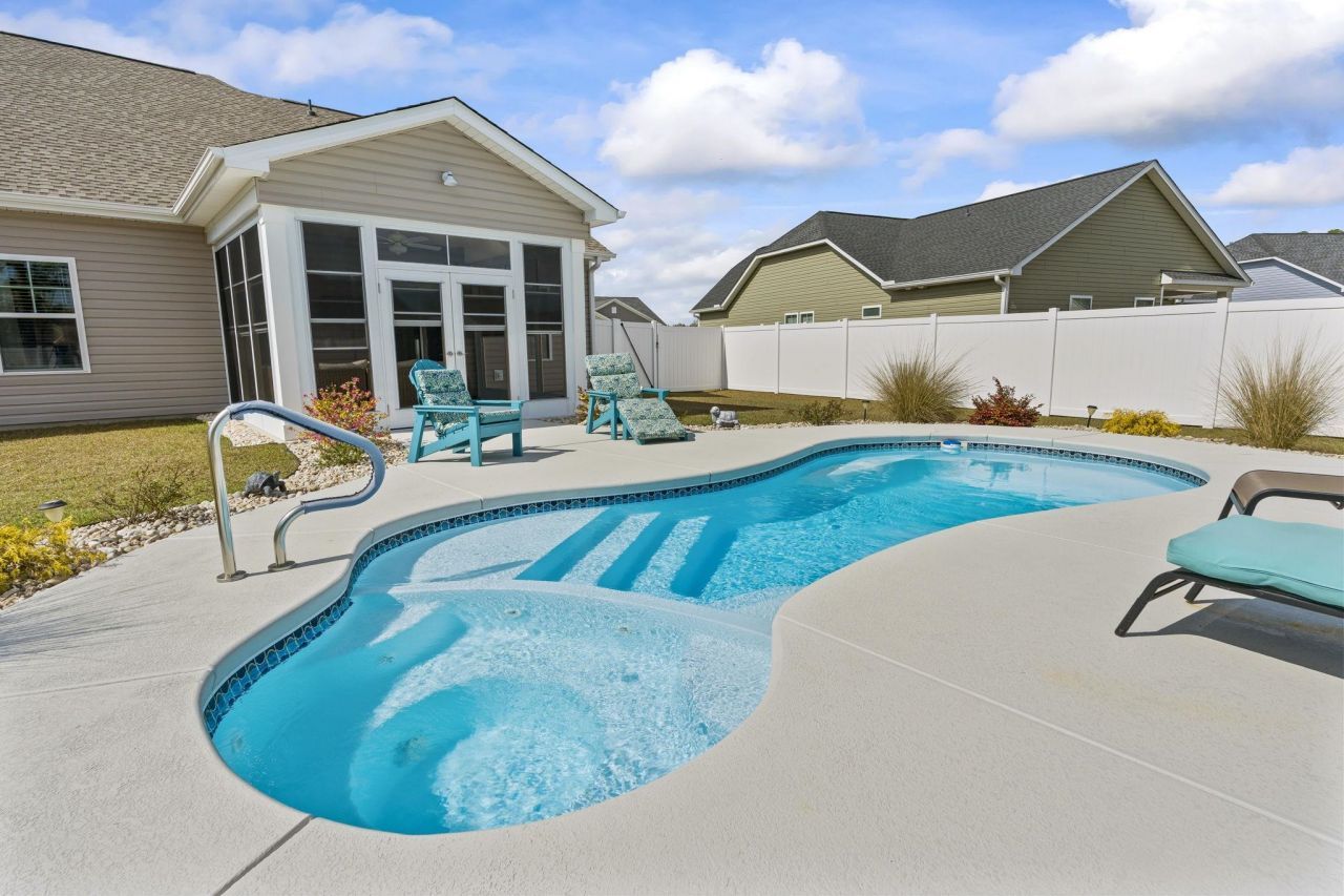 562 Honeyhill Loop Photo 42