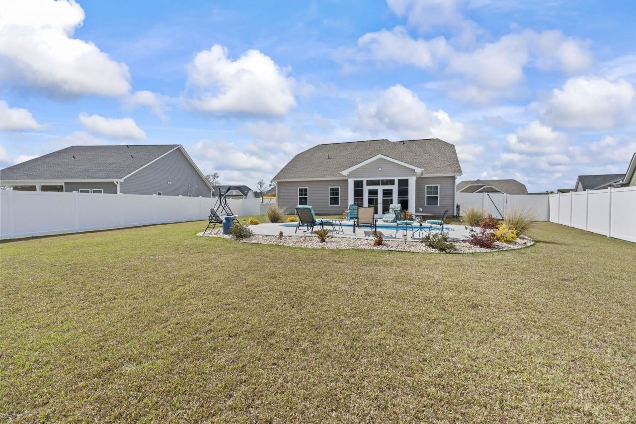 562 Honeyhill Loop Photo 43