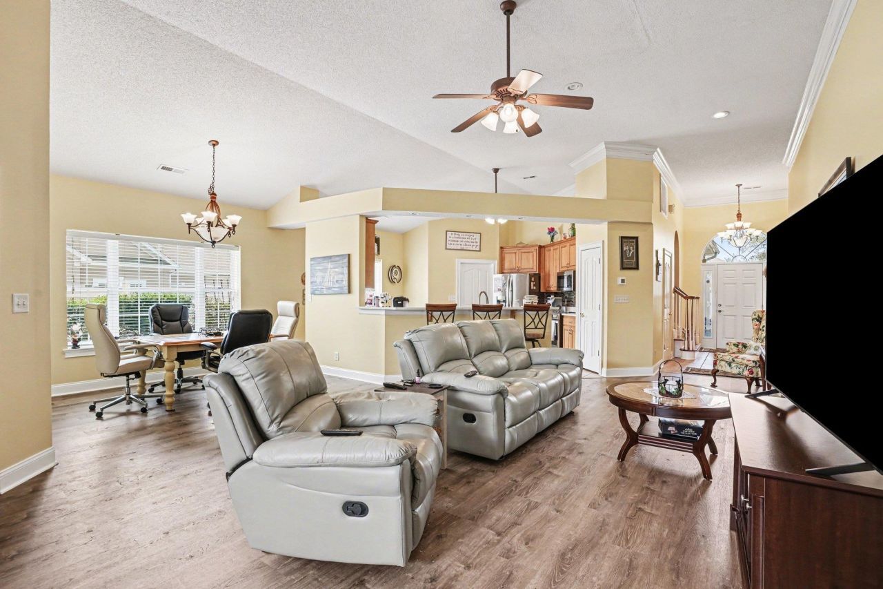 1500 Saint Thomas Circle Photo 11