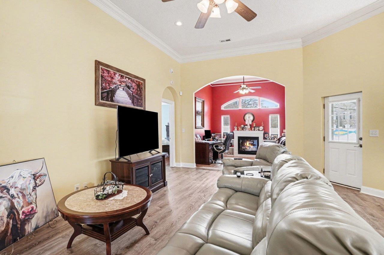 1500 Saint Thomas Circle Photo 12