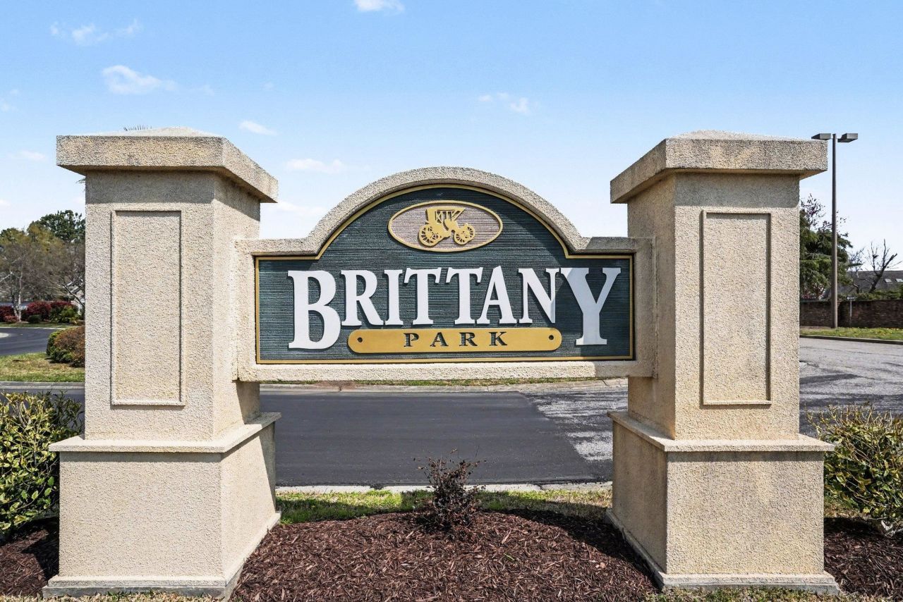 1500 Saint Thomas Circle Photo 33