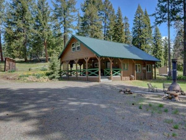 4836 Hyatt Prairie Road, Ashland, OR 97520