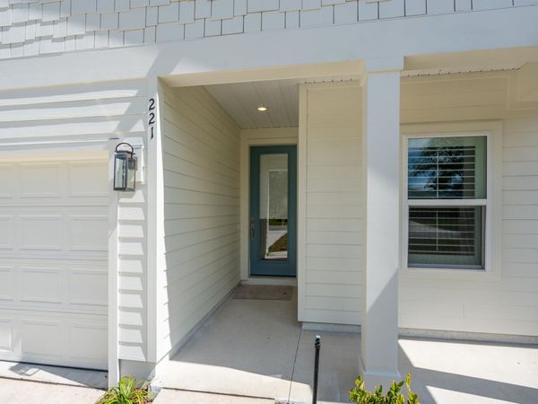 221 Dartmouth Rd, St Augustine, FL 32086