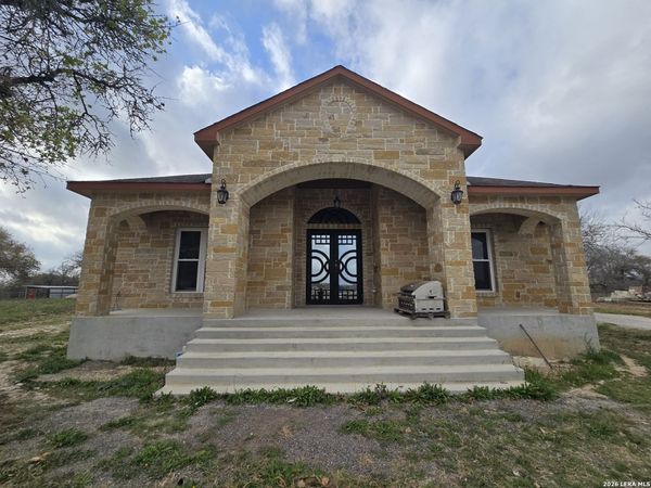 420 Highlands, Poteet, TX 78065