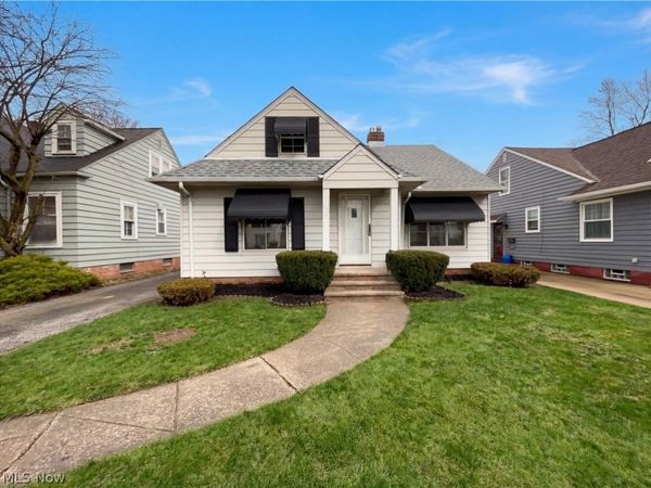 20511 Balfour Road, Beachwood, OH 44122