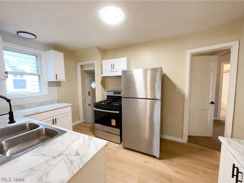 20511 Balfour Road, Warrensville Heights, OH 44122 Photo 2