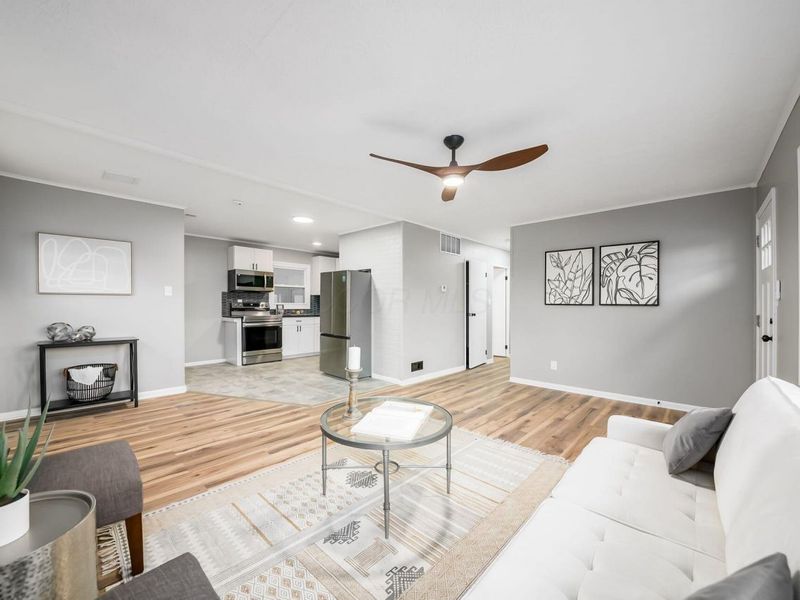 4275 Wayne Street , Hilliard, OH 43026 Photo 8