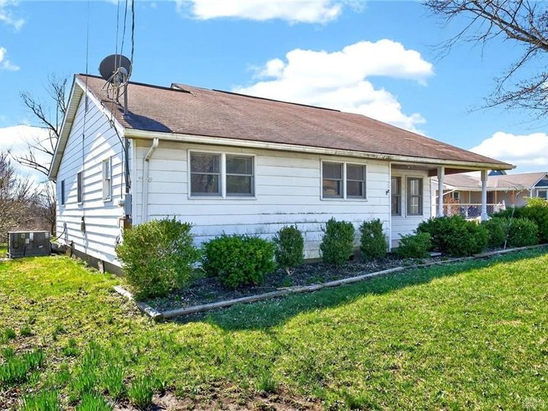 3255 Old State Route 122, Waynesville, OH 45068 Photo 2