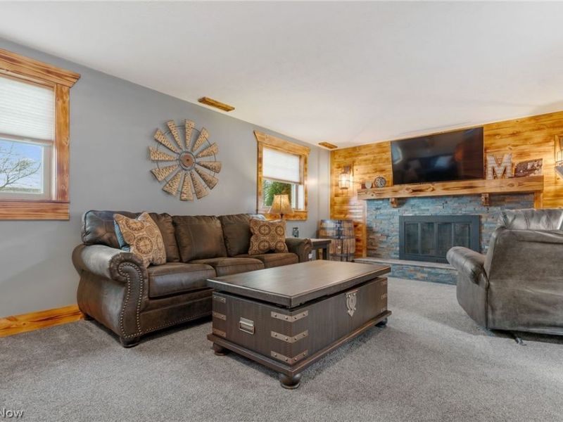 2120 Edmar Street , Louisville, OH 44641 Photo 18