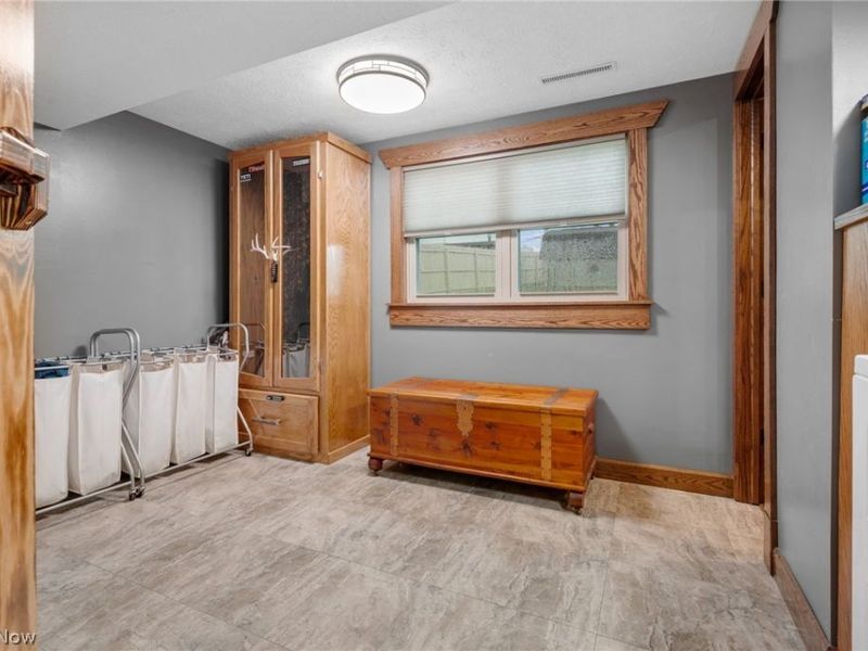 2120 Edmar Street , Louisville, OH 44641 Photo 22