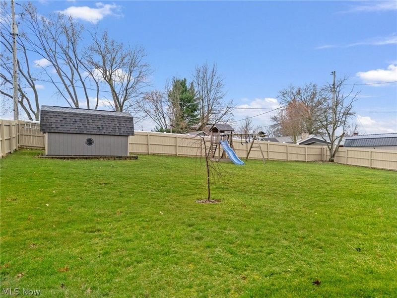 2120 Edmar Street , Louisville, OH 44641 Photo 30