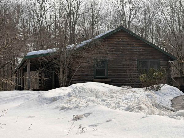 982 Ten Rod Road, Farmington, NH 03835